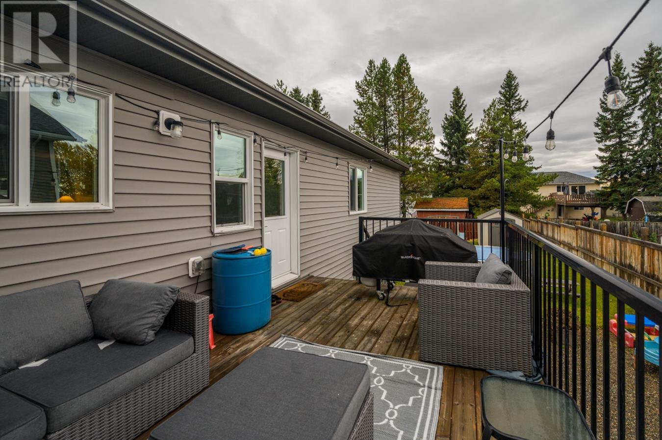 5425 Woodvalley Drive, Prince George, British Columbia  V2K 5A6 - Photo 38 - R2931029