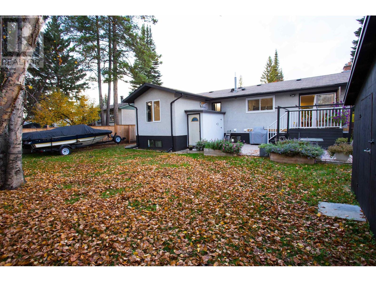 6851 Fairmont Crescent, Prince George, British Columbia  V2N 2P6 - Photo 31 - R2936615