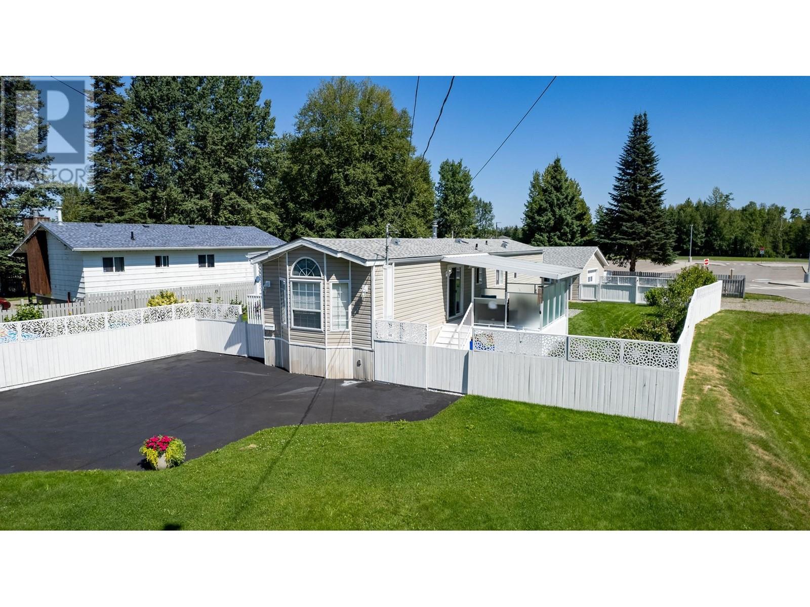 7310 Dawson Road, Prince George, British Columbia  V2K 2M1 - Photo 2 - R2937180