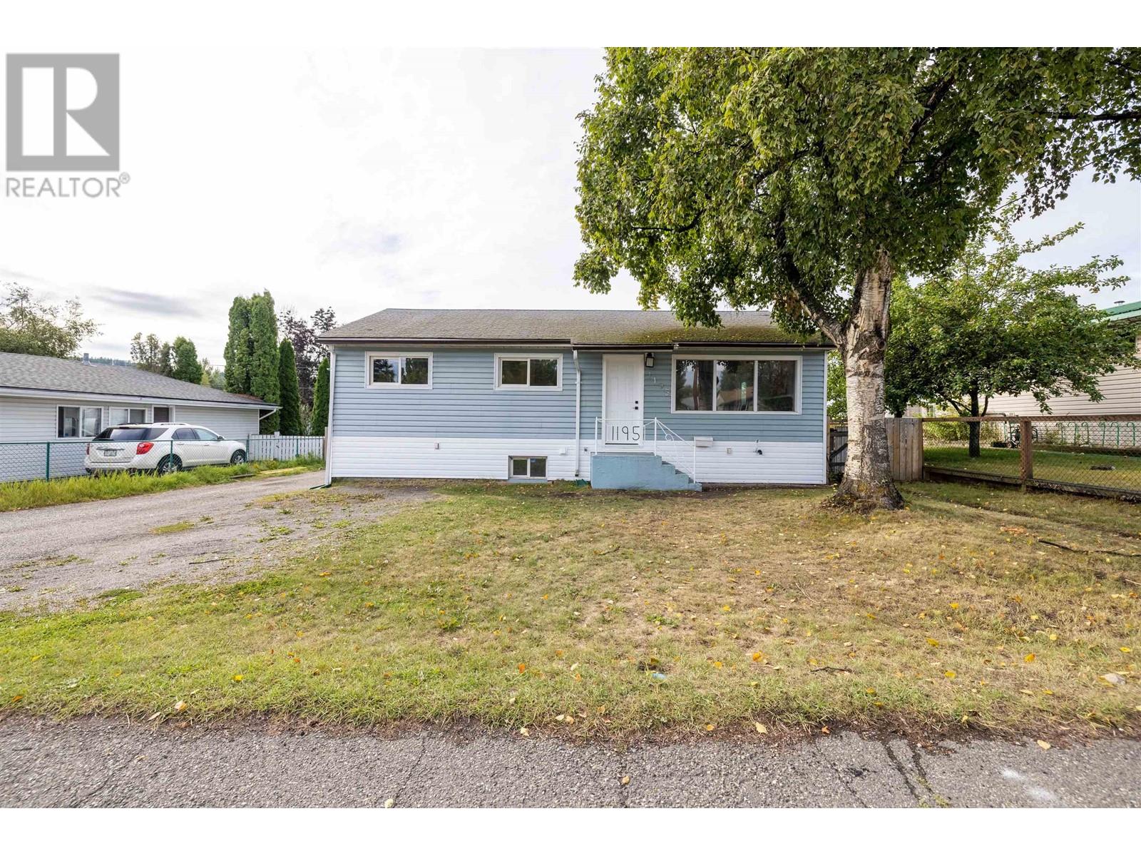 1195 20th Avenue, Prince George, British Columbia  V2L 4A8 - Photo 1 - R2941235