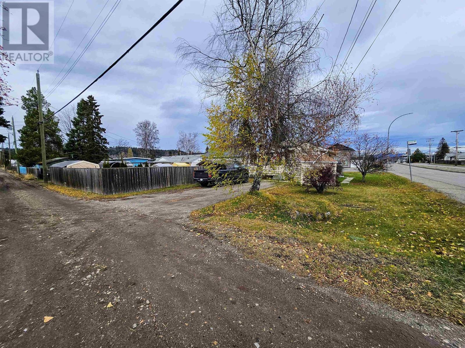 3020 5th Avenue, Prince George, British Columbia  V2M 1K6 - Photo 19 - R2943057