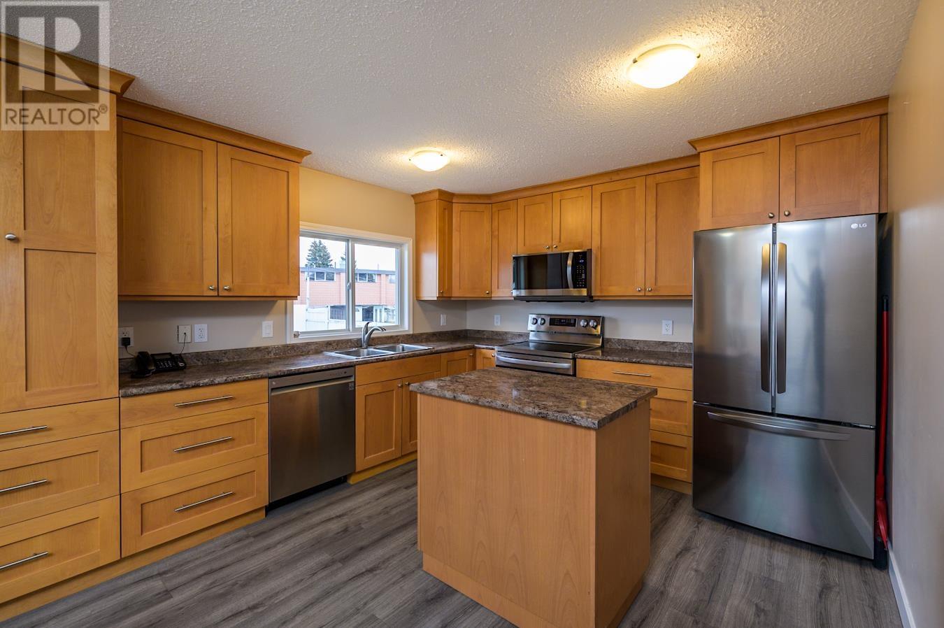 1094 Cluculz Avenue, Prince George, British Columbia  V2M 4G2 - Photo 2 - R2944460