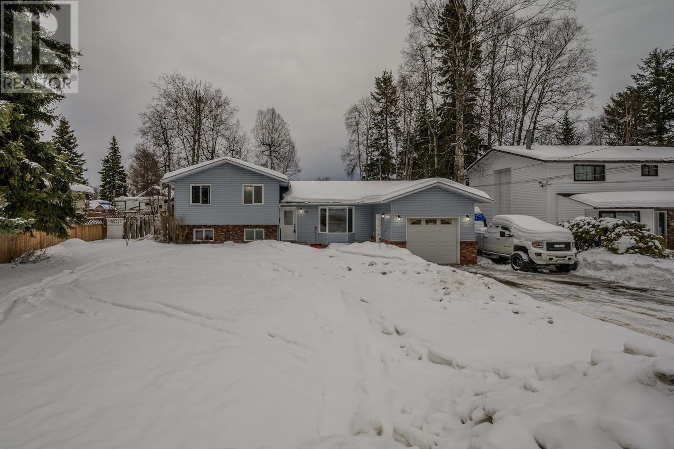 3116 Wallace Crescent, Prince George, British Columbia  V2K 3V3 - Photo 2 - R2953616