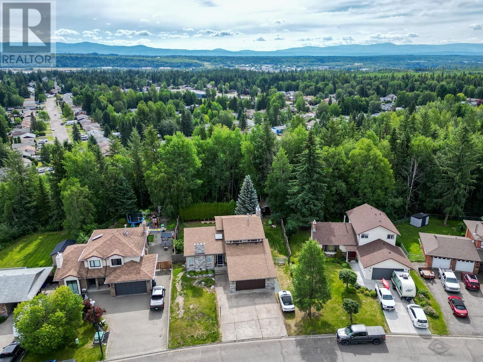 7694 St Mark Crescent, Prince George, British Columbia  V2N 4B8 - Photo 2 - R2960201