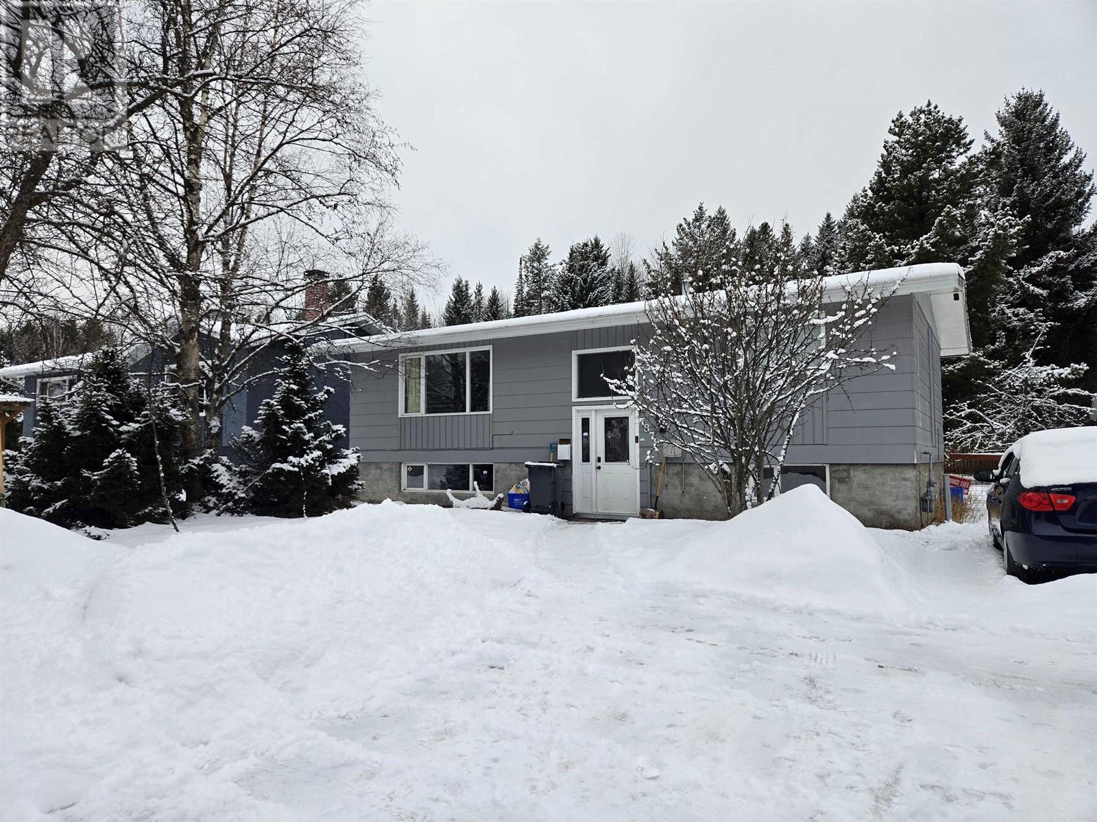 7879 Piedmont Crescent, Prince George, British Columbia  V2N 3K8 - Photo 2 - R2966983