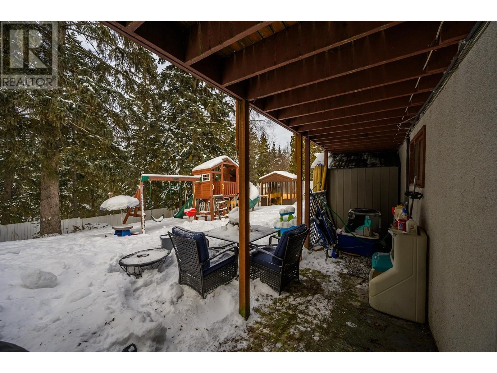 737 Summit Street, Prince George, British Columbia  V2M 3W9 - Photo 32 - R2967459